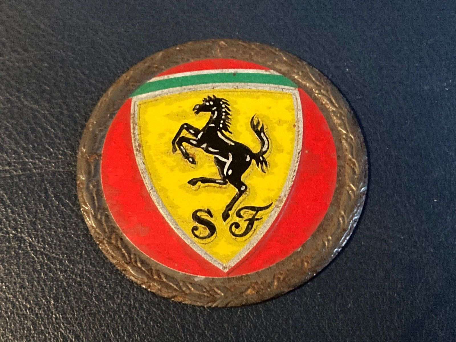RARE VINTAGE FERRARI PLAQUE : STUNNING Ferrari stables - 1970's 